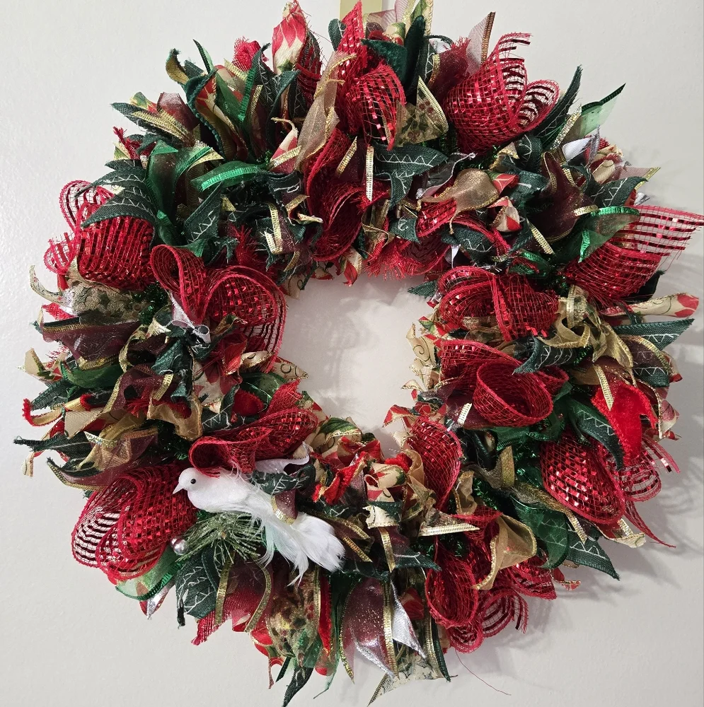 Regal Isle Christmas Handmade Wreath Designs 15